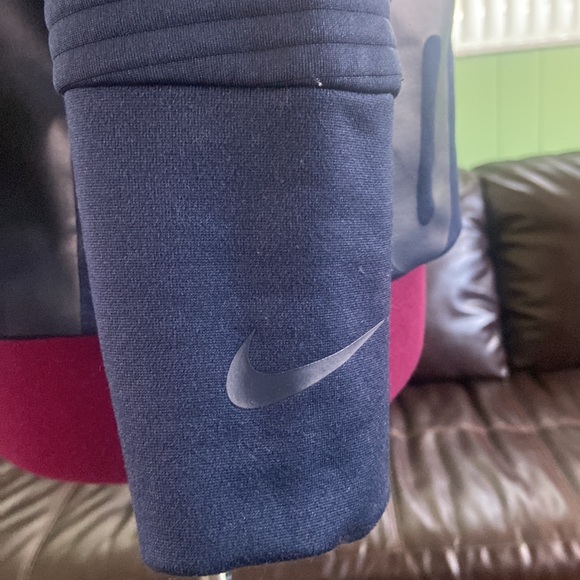 NIKE DRI-FIT sweat shirt - Picture 5 of 9